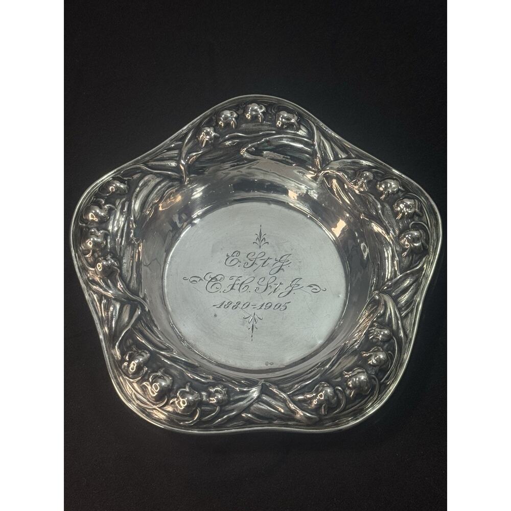 Sterling Silver Reposse Candy Dish 5” DISH
